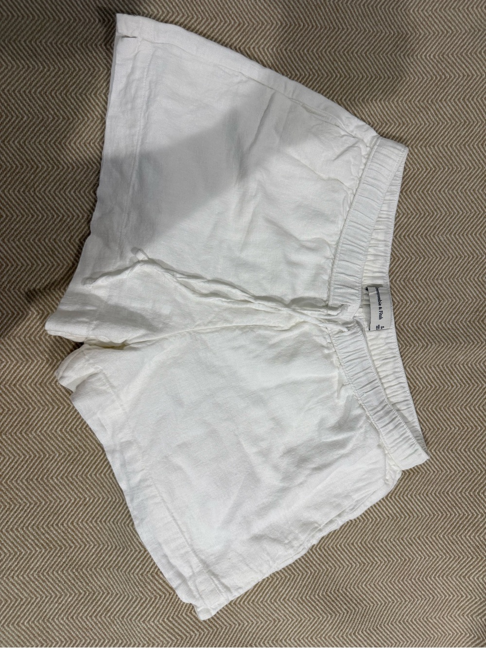Abercrombie & Fitch White Linen-Blend Shorts
